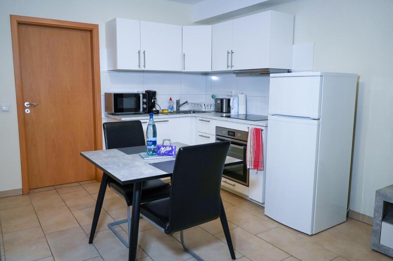 Ferienwohnung In Kaiserslautern-Hohenecken Bagian luar foto
