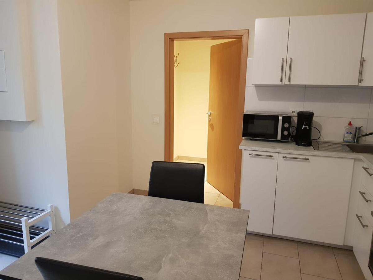 Ferienwohnung In Kaiserslautern-Hohenecken Bagian luar foto