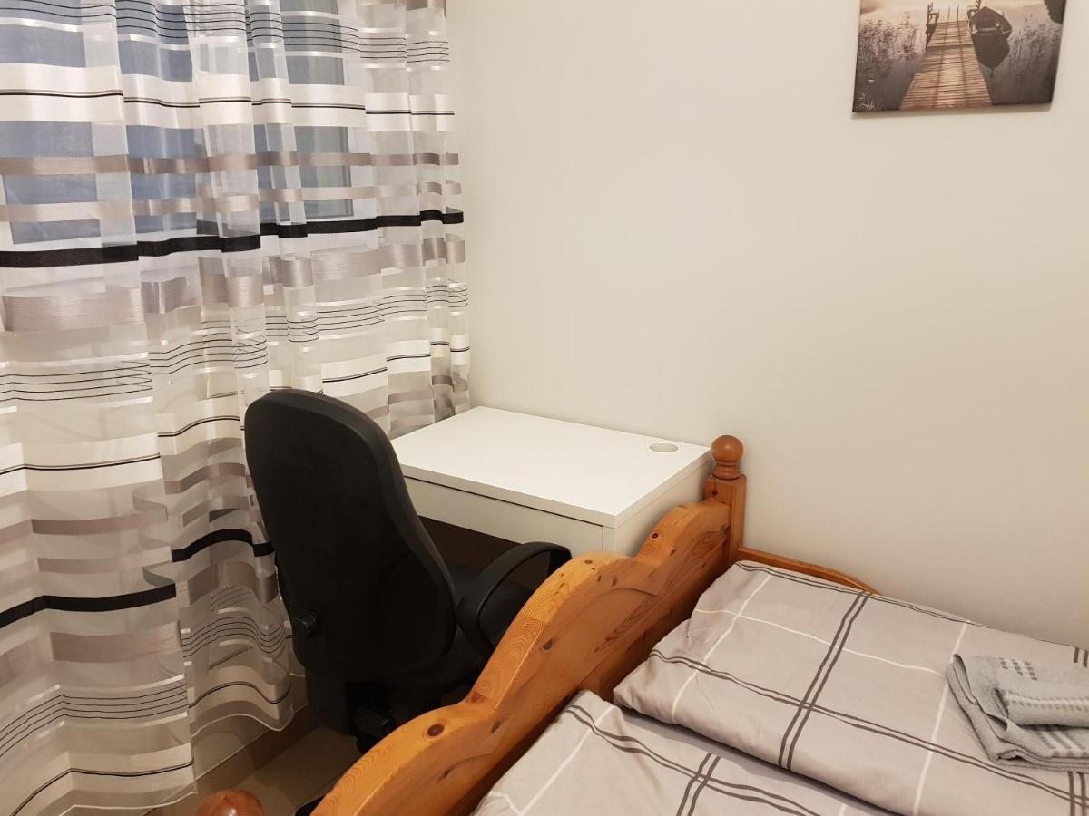 Ferienwohnung In Kaiserslautern-Hohenecken Bagian luar foto