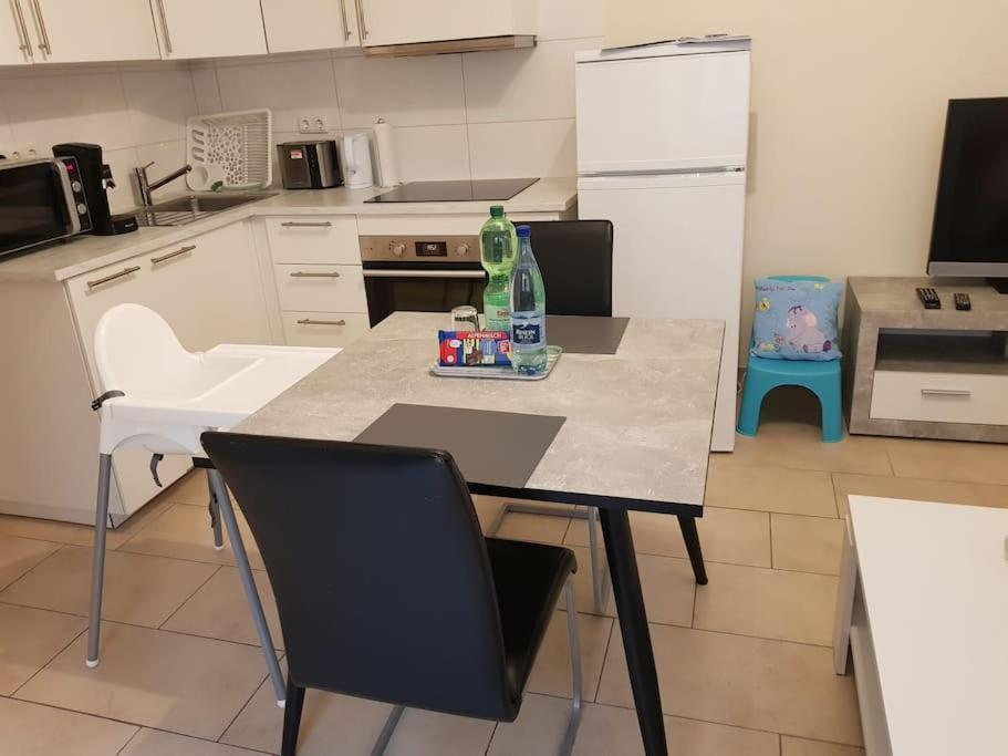 Ferienwohnung In Kaiserslautern-Hohenecken Bagian luar foto