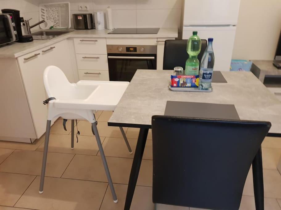 Ferienwohnung In Kaiserslautern-Hohenecken Bagian luar foto